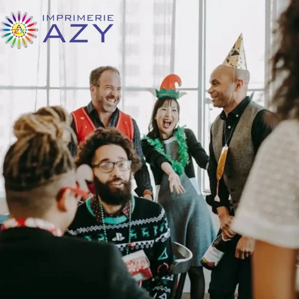 Un groupe d'amis et de famille célébrant Noël.