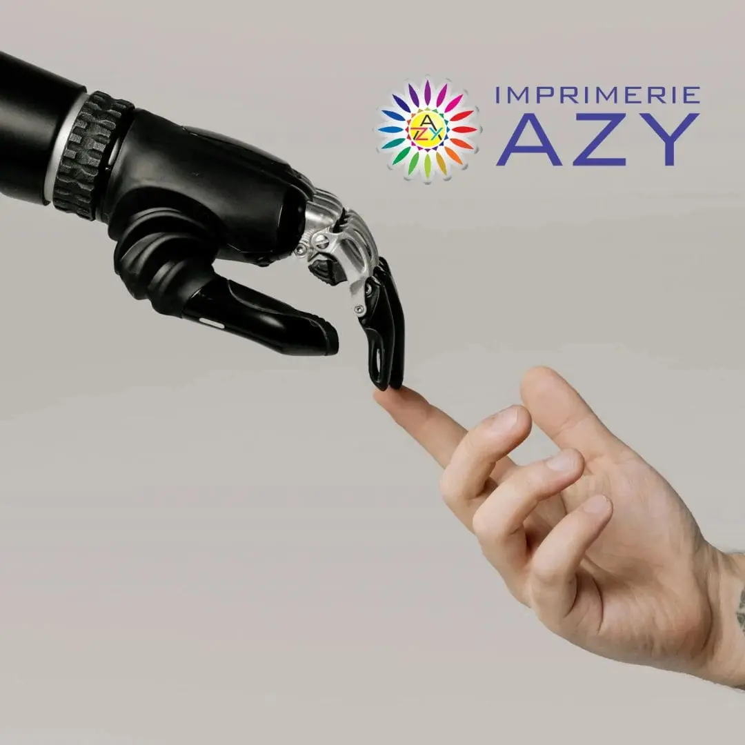 Une-main-robotique-touche-une-main-humaine